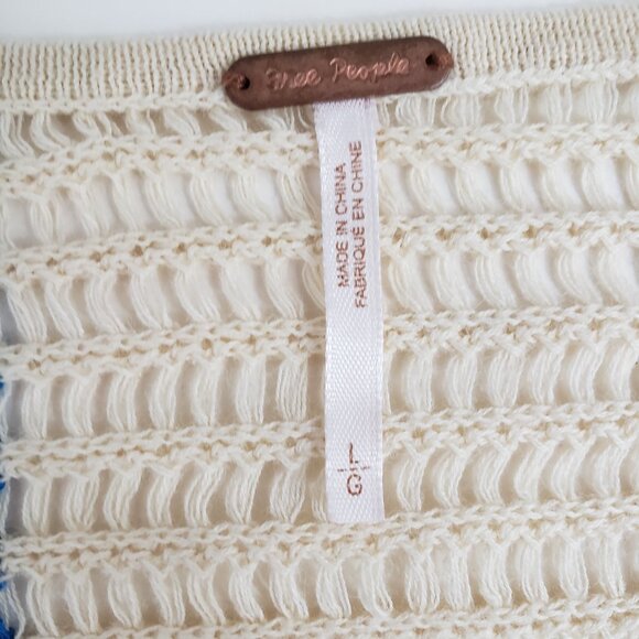 Free People Urban Outfitters Short Sleeve Knit Top LARGE Stripes Ruffled Sleeve - Picture 6 of 8